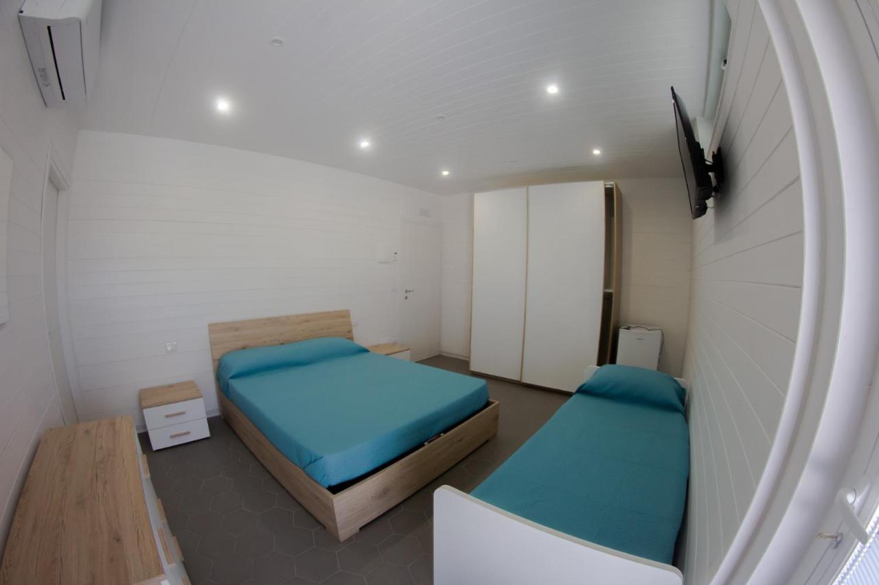 Aurora Beach & Suite Margherita Di Savoia Ngoại thất bức ảnh