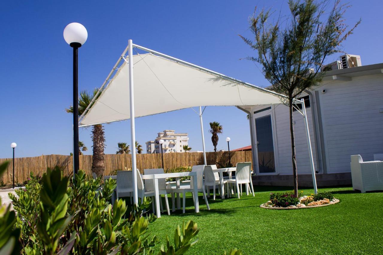 Aurora Beach & Suite Margherita Di Savoia Ngoại thất bức ảnh