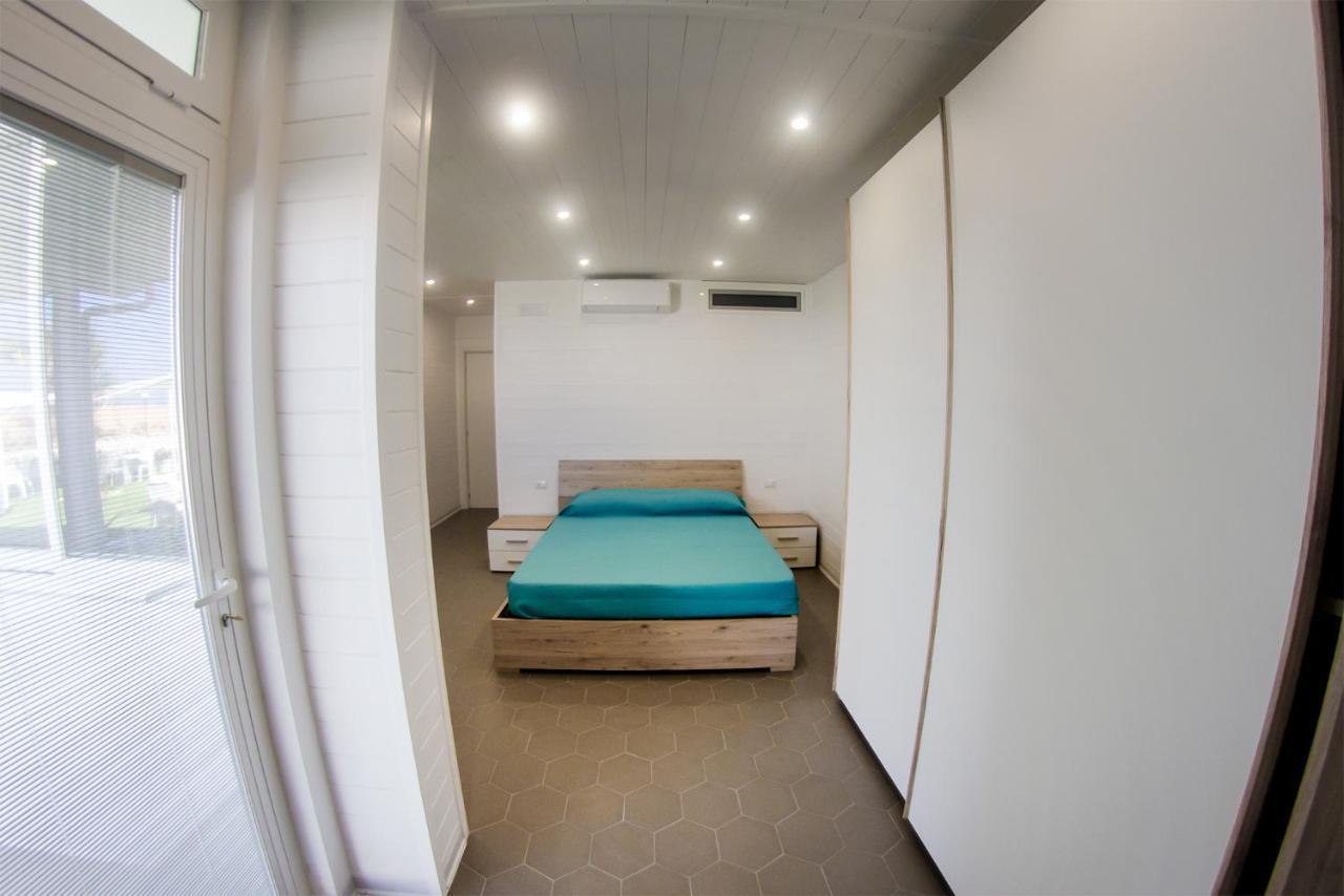 Aurora Beach & Suite Margherita Di Savoia Ngoại thất bức ảnh