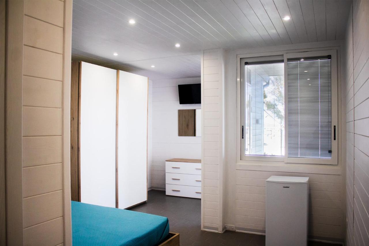 Aurora Beach & Suite Margherita Di Savoia Ngoại thất bức ảnh